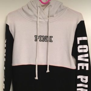 🔴SOLD🔴FINAL PRICE Victoria secret pink sweater